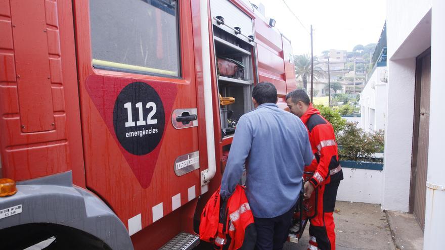 Auxilien un home que s&#039;ha lesionat en una àrea de difícil accés a Llambilles