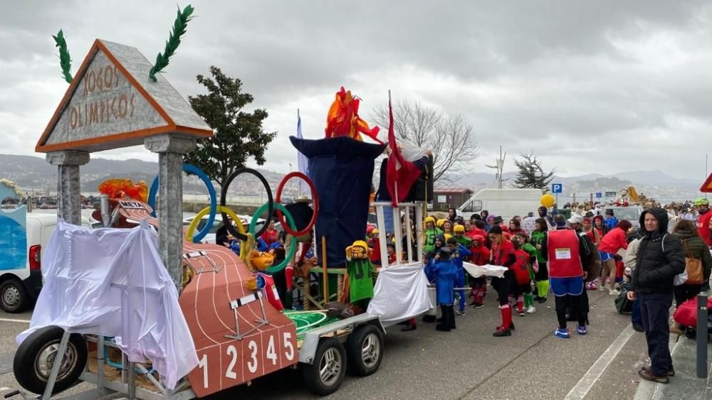 Moaña, Aldán y Bueu dicen adiós a sus carnavales con altas dosis de humor y originalidad.