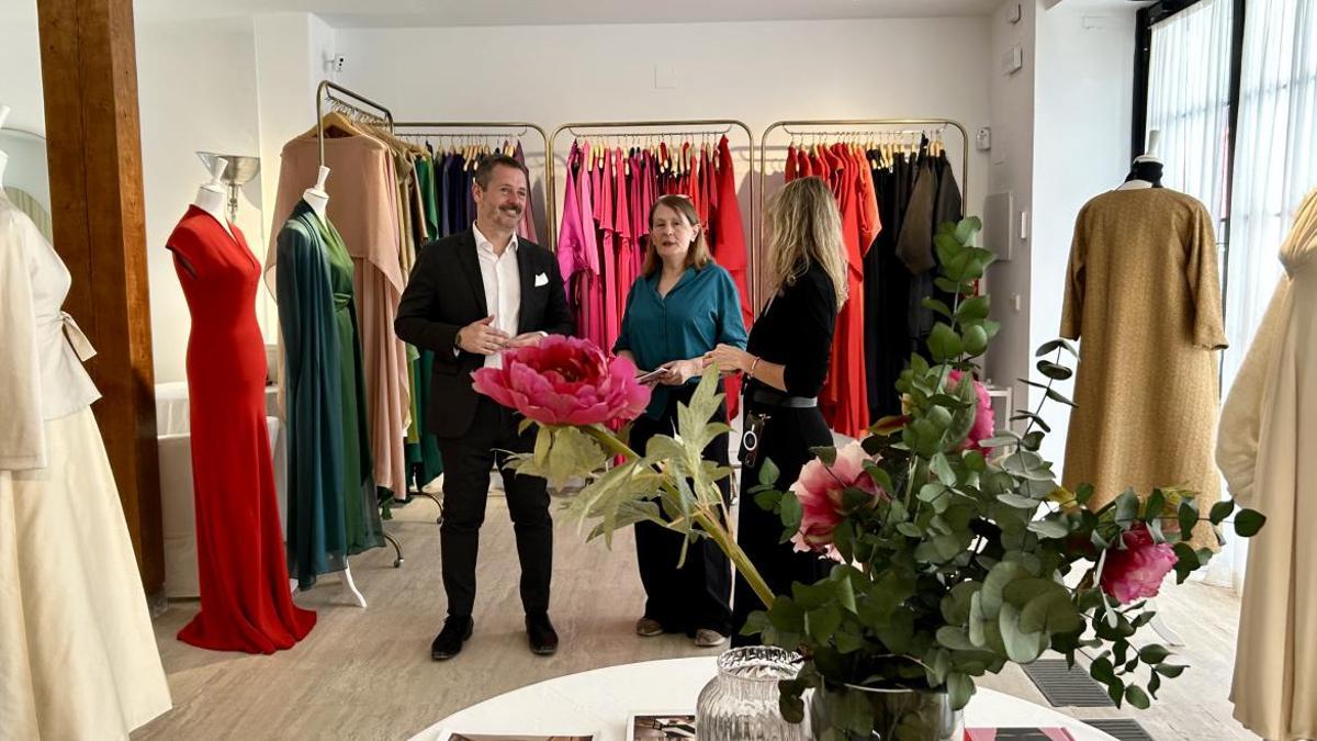 La Comunidad de Madrid presenta la segunda edición de la guía 'Rutas por la moda de autor española', en Madrid