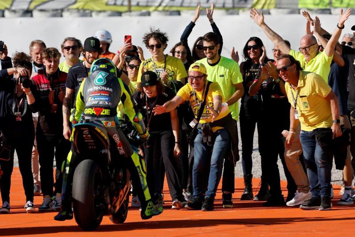 Las mejores imágenes de la despedida de Valentino Rossi Las mejores imágenes de la despedida de Valentino Rossi