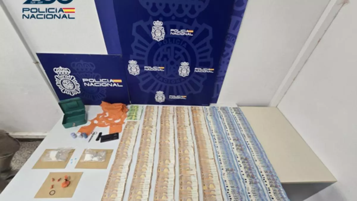 Cocaína, hachís y más de 33.000 euros: esta fue la incautación de la Policía en una operación antidroga en Tenerife