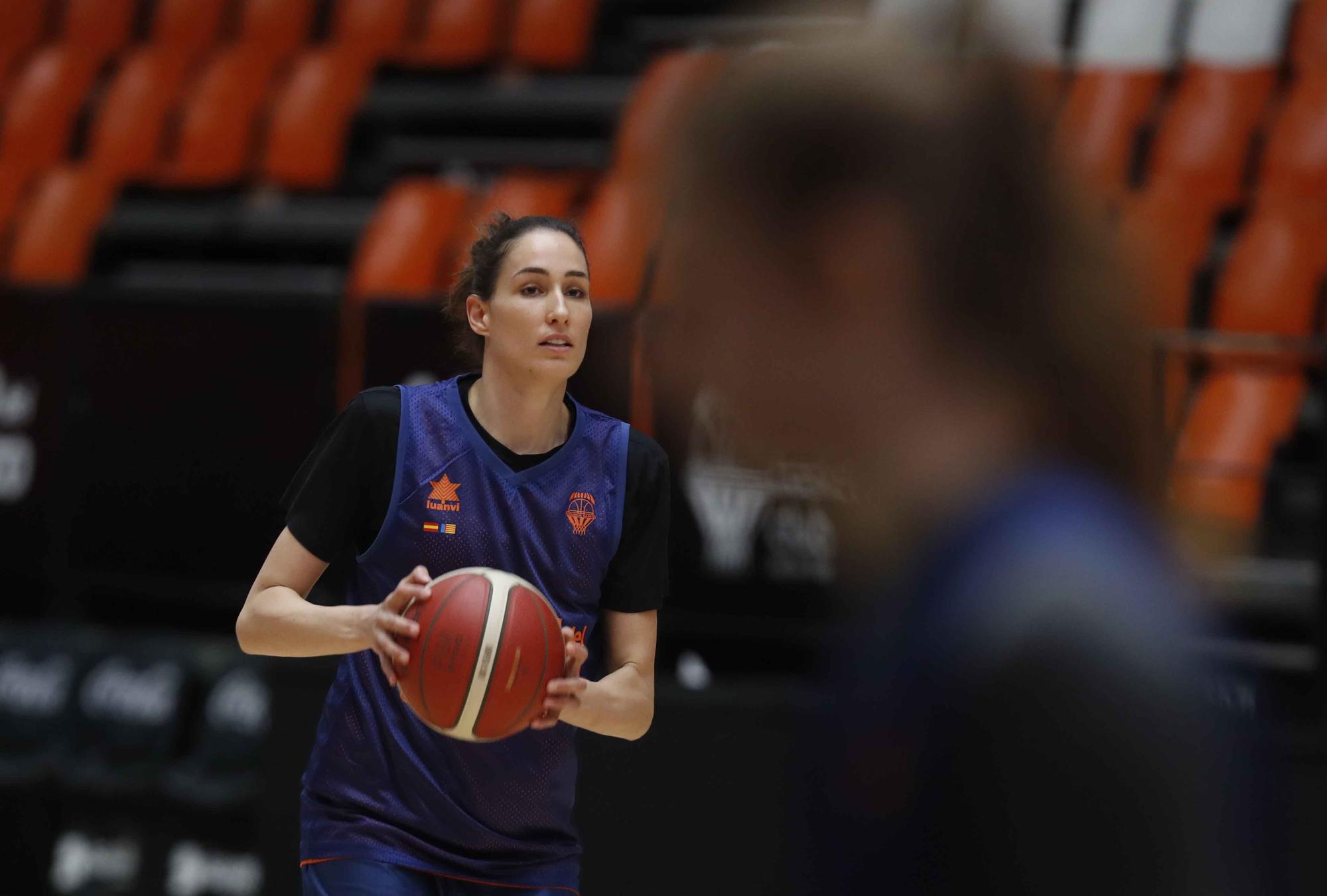 Último entrenamiento de Valencia Basket antes del partido de Eurocup Women frente al Fuenlabrada