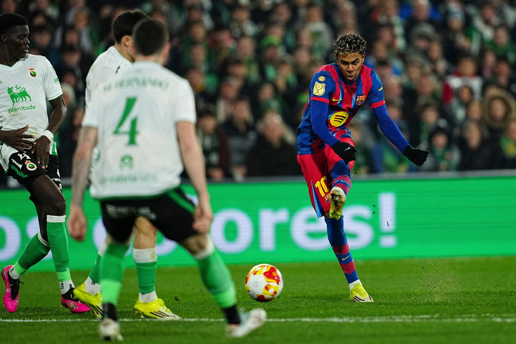 Copa del Rey: Racing de Santander - Barcelona, en imágenes.