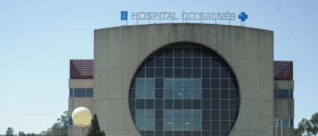 El Hospital Comarcal pasará a integrar el distrito sanitario do Salnés. // Iñaki Abella