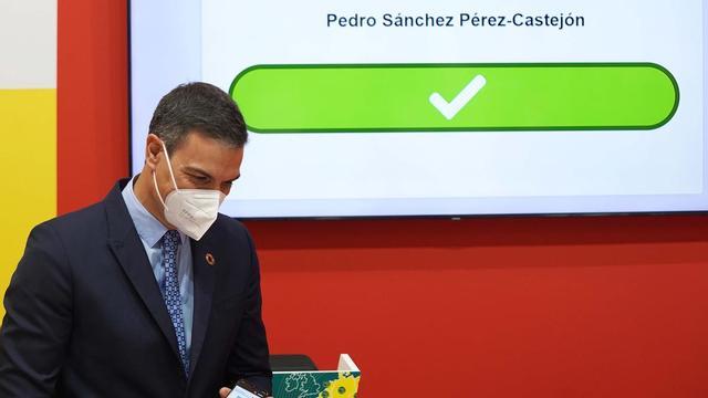 Pedro Sanchez         David Castro