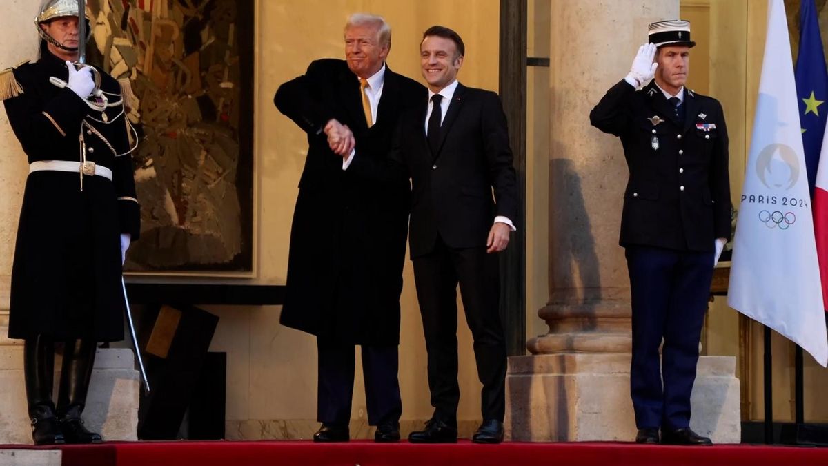 Así ha sido el saludo entre Trump y Macron antes de la reapertura de Notre Dame