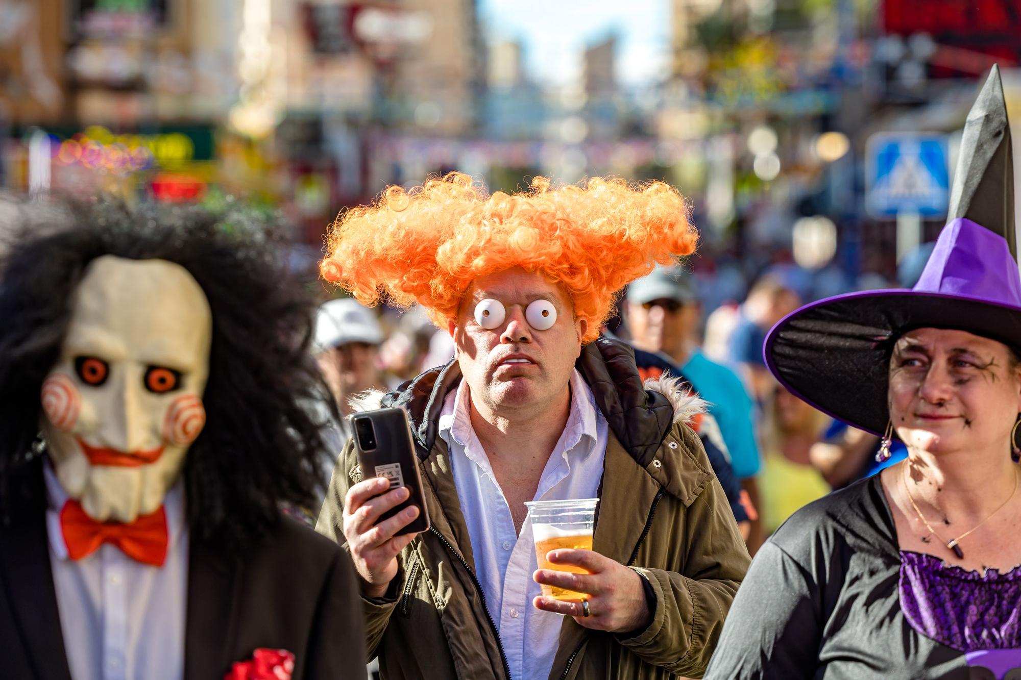 La "Fancy Dress" llena de disfraces Benidorm