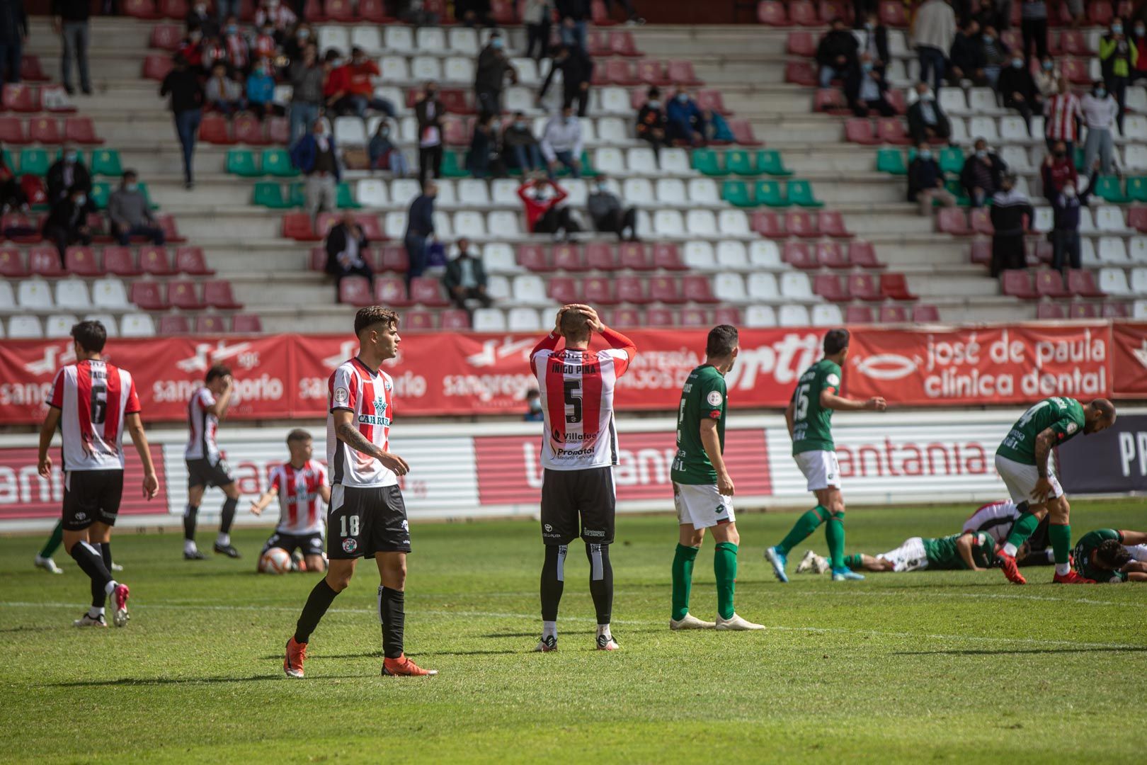 GALERÍA | Las mejores imágenes del partido entre el Zamora CF y el Racing de Ferrol