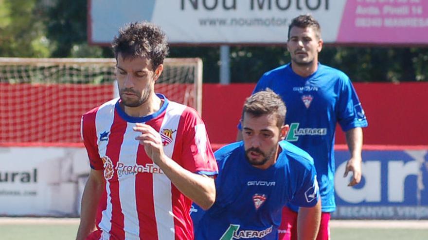 Sergi Soler en una acció del partit amb el Sant Joan de Montcada