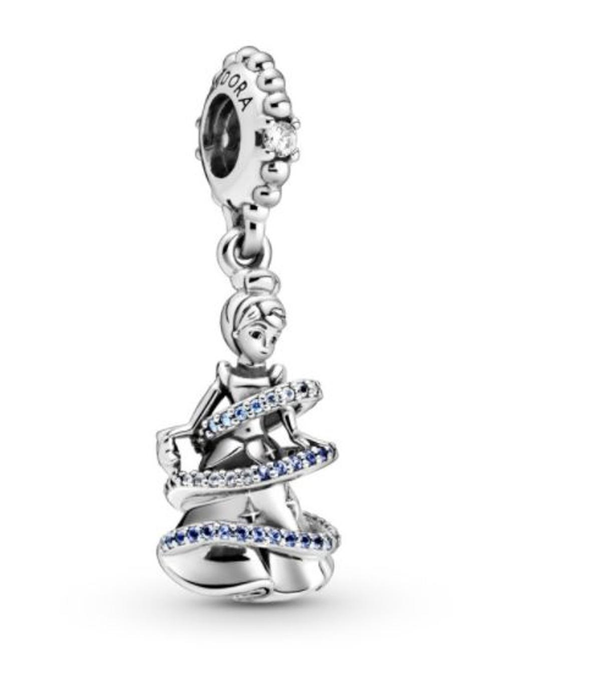 Charm Colgante en plata de ley Momento Mágico Cenicienta de Disney (Precio: 69 euros)