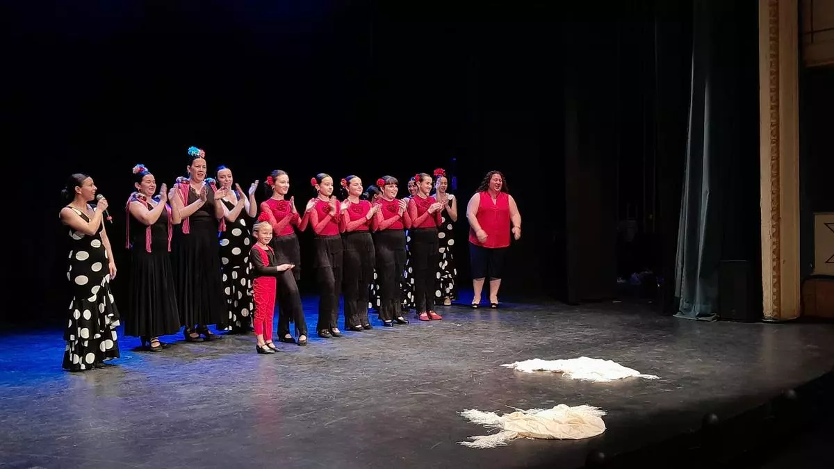 "Alboreá", al compás en el teatro Latorre de Toro