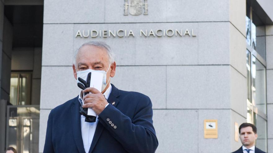 El juez Pedraz acepta investigar si la cúpula policial de la época de Rajoy maniobró contra Podemos
