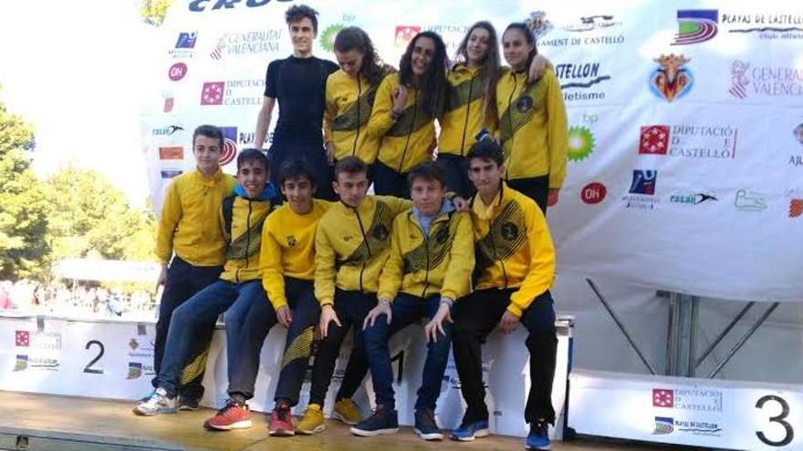 El Club Atletisme Crevillent clasifica a seis equipos para el Nacional de Campo a Través