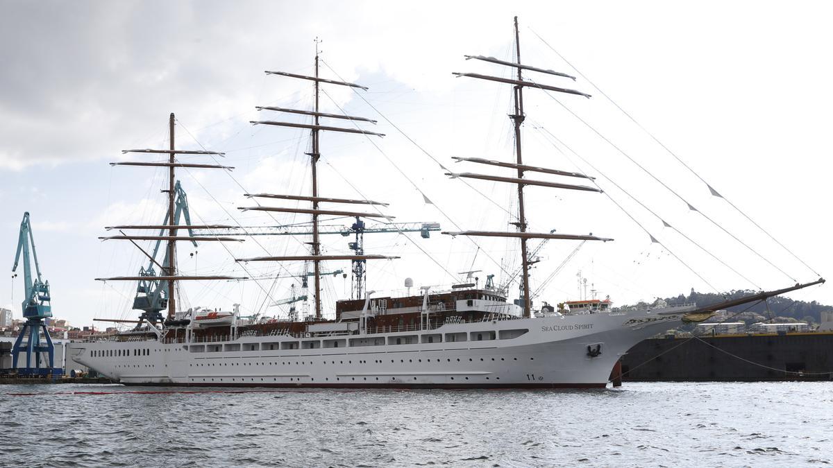 El “Sea Clod Spirit”, amarrado en el muelle de armamento de MetalShips en Ríos (Teis).