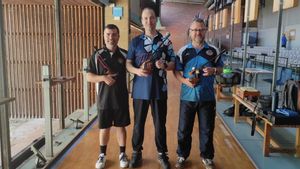 . Javier Camacho (TE Barcelona), Francisco Cabrera (CT Sabadell, 509) i Pere Raventós (TE Barcelona, 504) al Campionat de Catalunya de Pistola Lliure