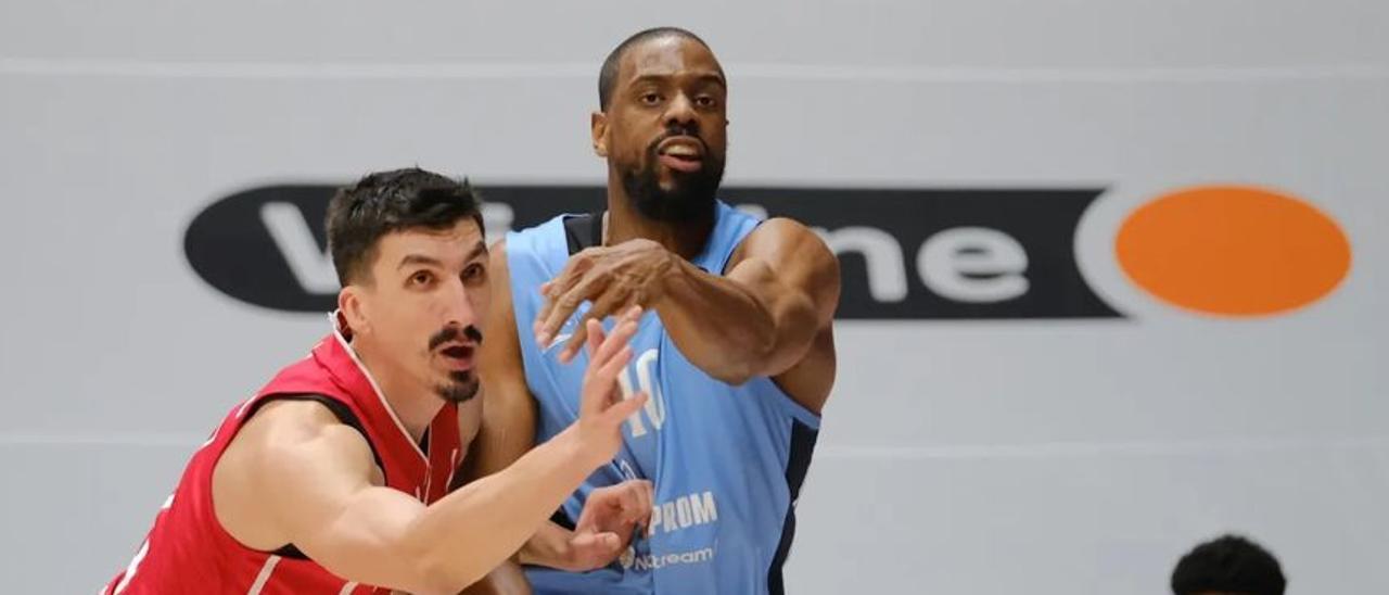 Nihad Djedovic y Will Thomas, los dos ahora jugadores del Unicaja.