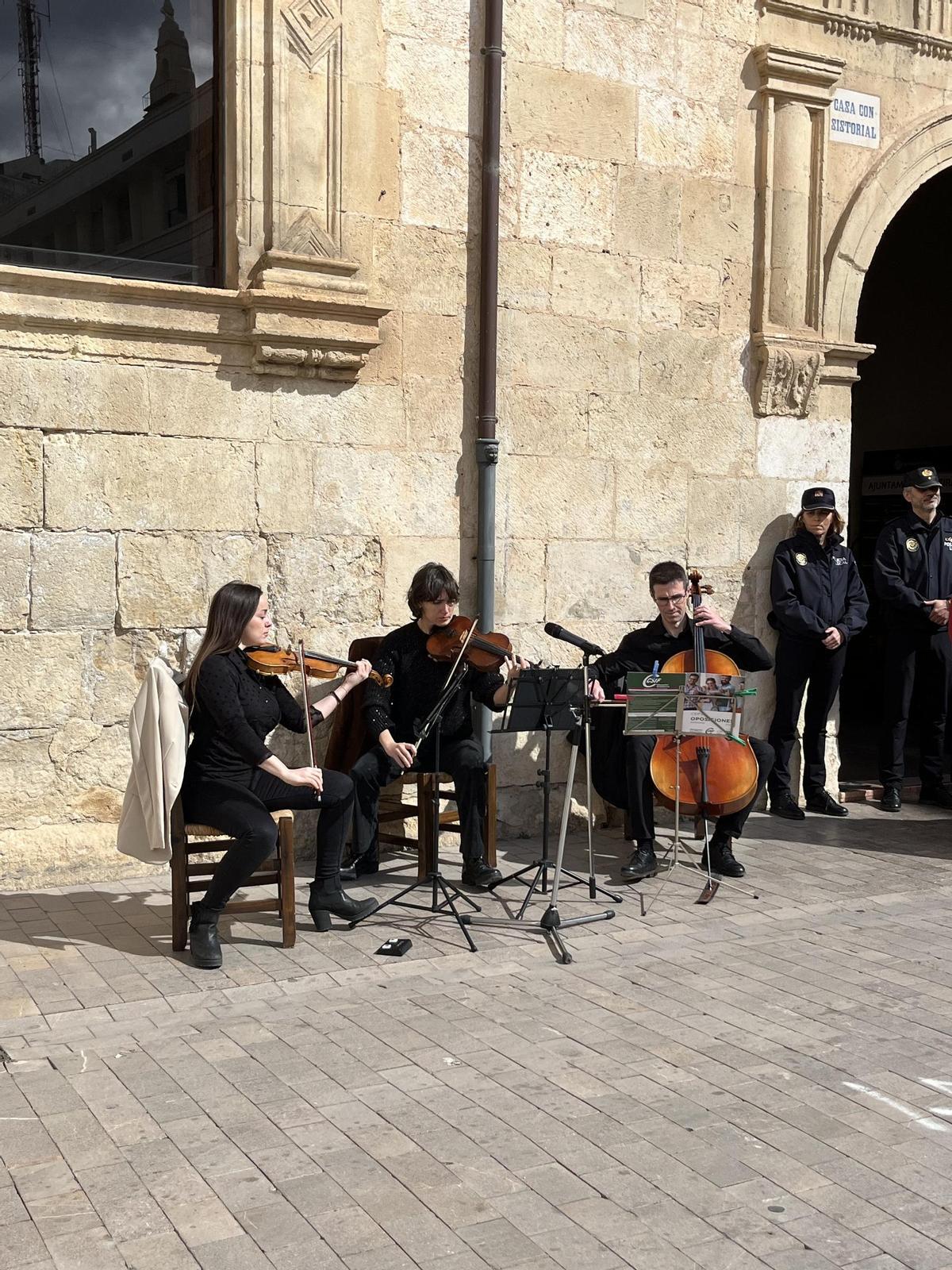 Actuación musical.