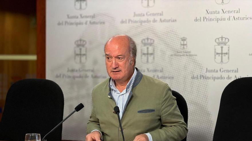 El PP asturiano carga contra la veda de la pesca del salmón: "Lo han hecho con cobardía"