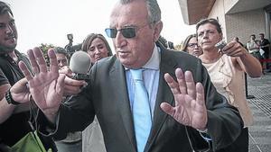 Carlos Fabra, al sortir de l’Audiència de Castelló, el dia 3 passat.