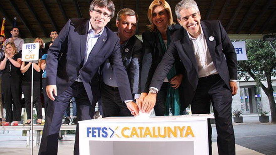 Puigdemont amb Felip, Homs i Xuclà a Figueres.