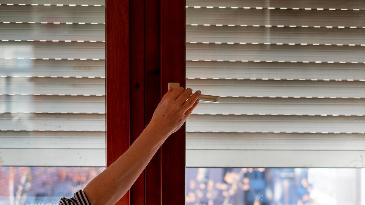 TRUCO LIMPIEZA  El nuevo electrodoméstico de Lidl para limpiar ventanas  sin esfuerzo: adiós a la suciedad