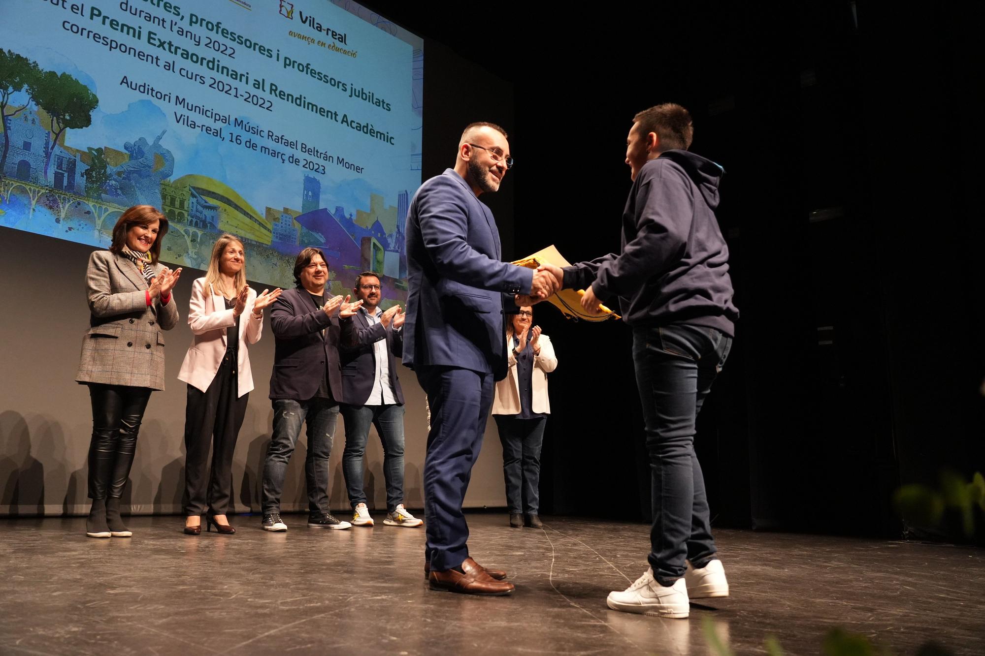 Reconeixement als millors expedientes acadèmics de Vila-real i als docents jubilats