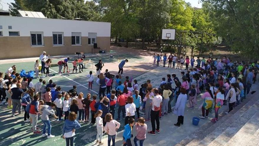 El CEIP Cristóbal Luque Onieva rinde tributo a Mª Elena Walsh