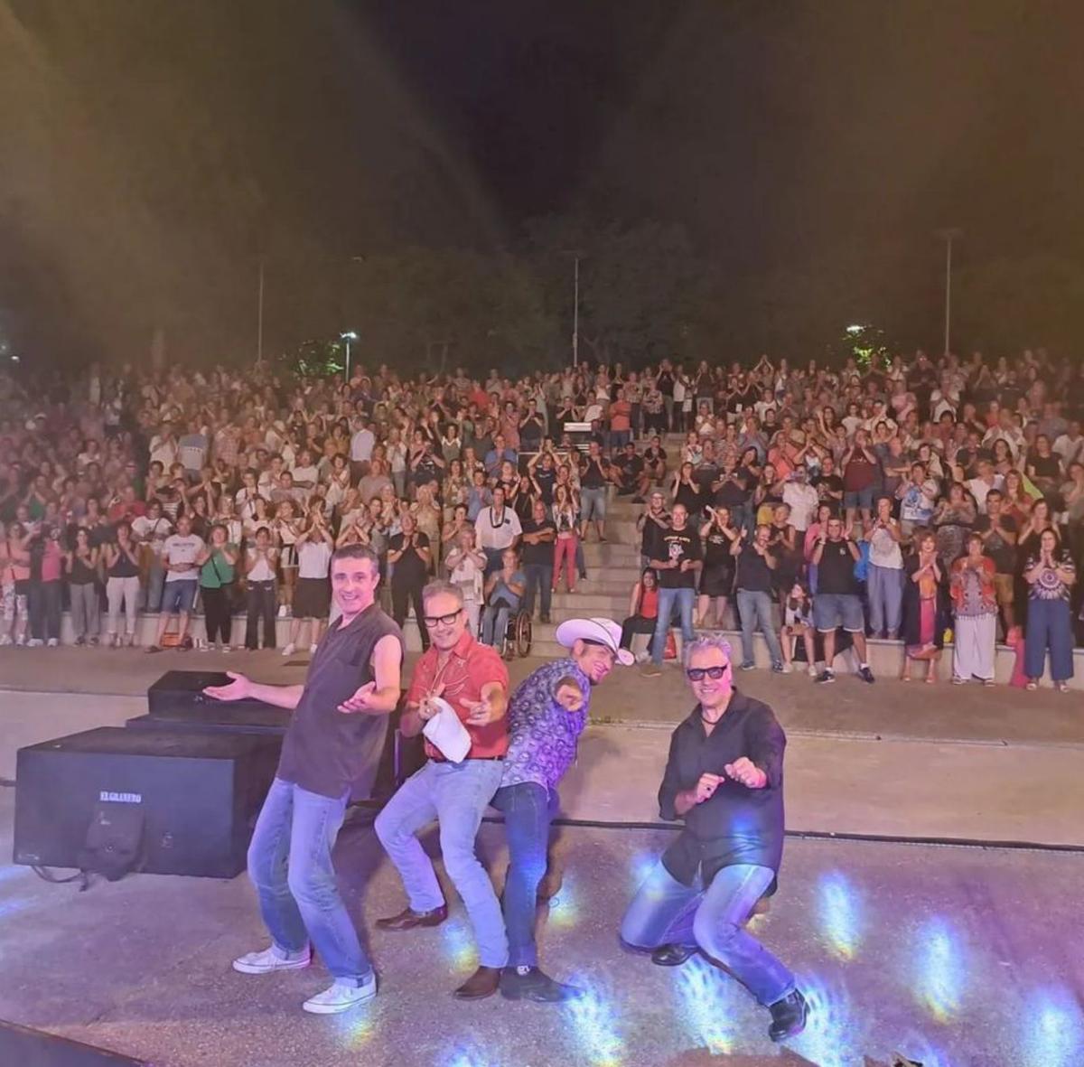 El grupo de rock Los Rebeldes abrieron el ciclo de conciertos en Ejea. | FACEBOOK LOS REBELDES