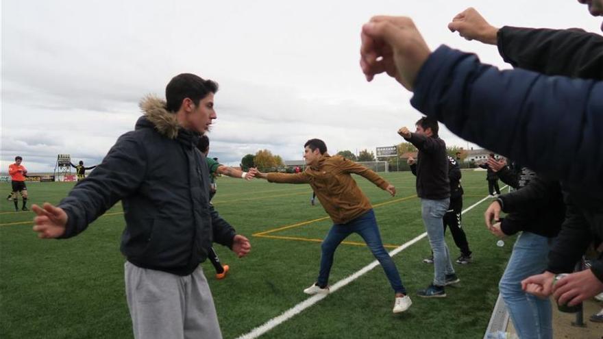 El Badajoz expulsará &quot;si fuera necesario&quot; a los implicados en los altercados del domingo