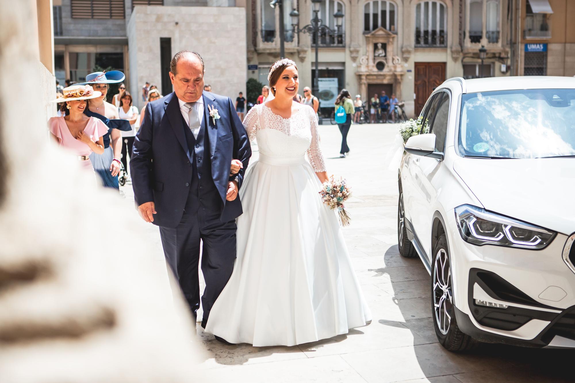 Boda de Carla Esteve, Corte de Honor 2013 y nieta de un histórico de las Fallas