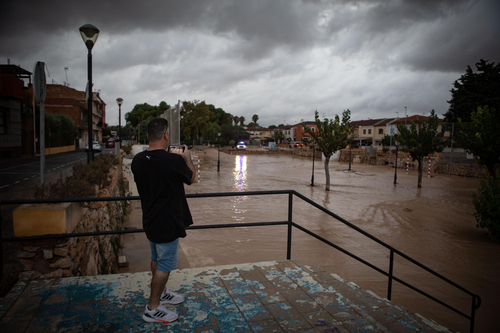 Las lluvias torrenciales convierten Los Alcázares en una riada