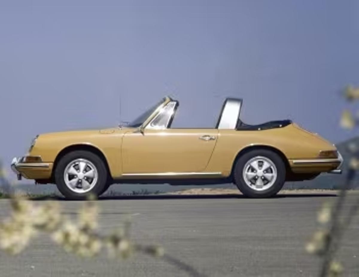 Porsche 911