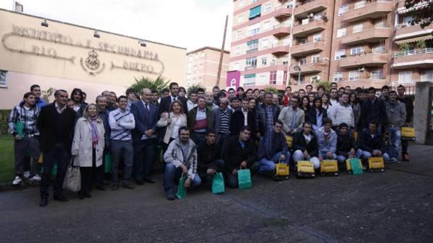 Foto de grupo de los alumnos y profesores españoles y extranjeros participantes en el proyecto.