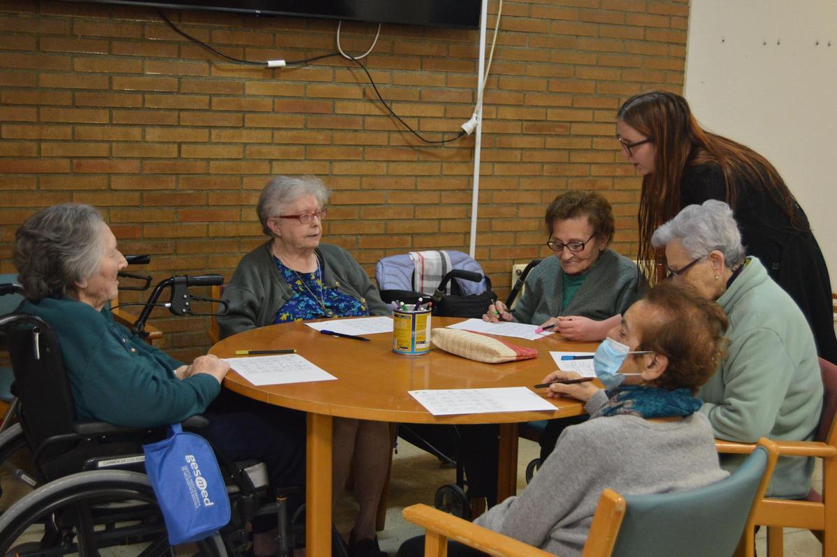 Actividades entre los jóvenes y los mayores en Vila-real.
