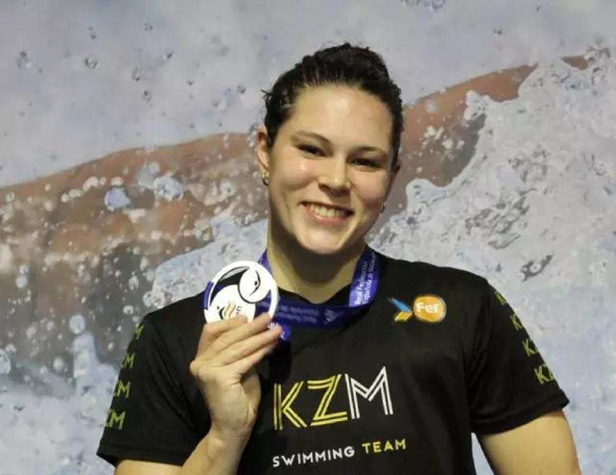 La nadadora del  KZM Swimming Team se reencuentra con sus orígenes, con la natación en línea.