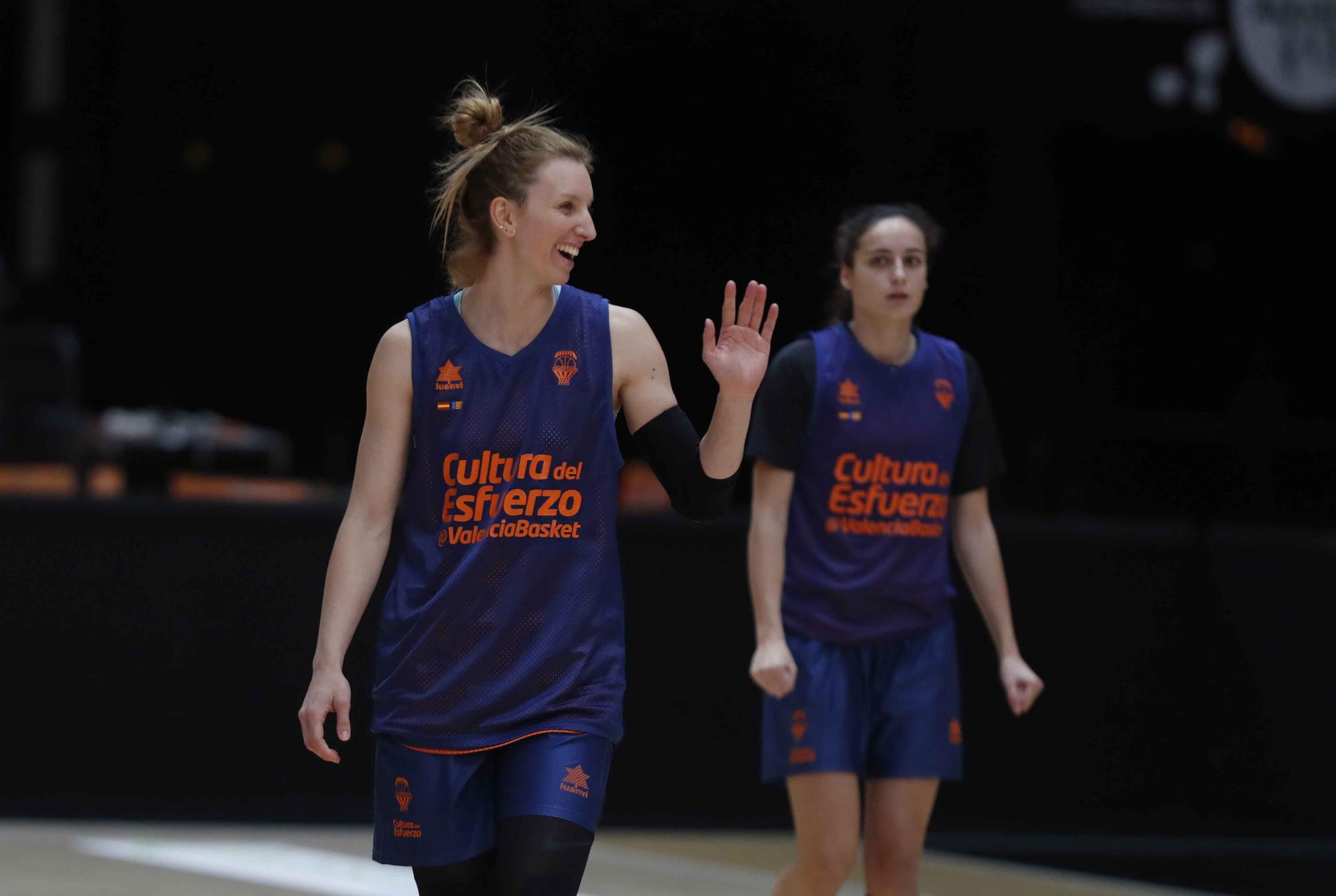 Último entrenamiento de Valencia Basket antes del partido de Eurocup Women frente al Fuenlabrada