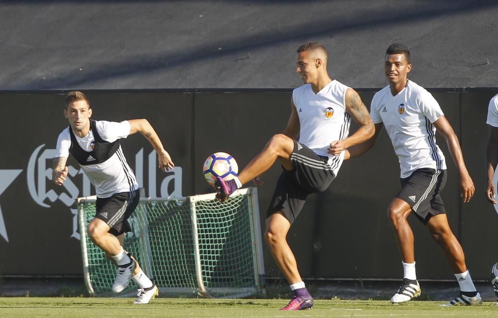 Las mejores fotos del entrenamiento del Valencia CF