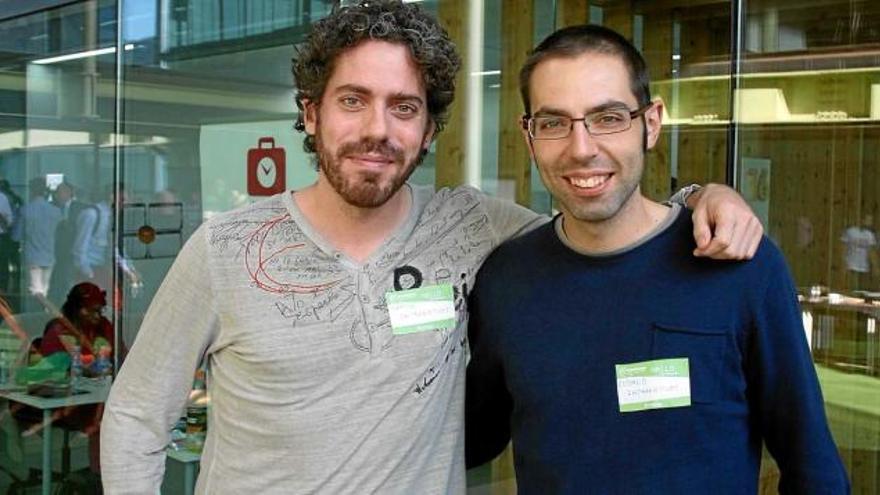 Ramon Navarro, esquerra, i Eudald Camprubí, responsables d&#039;Intranetum.com