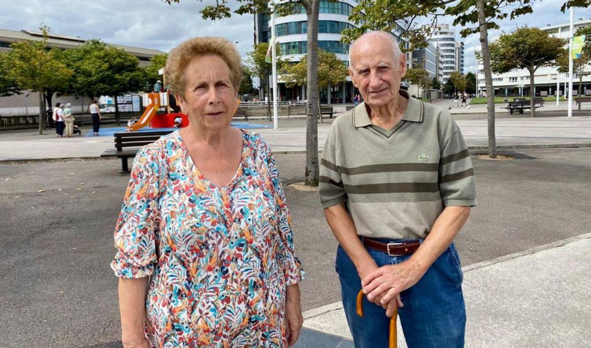 Arriba, Abelardo Enrique Martínez; y Raquel Díaz y Domingo Álvarez.