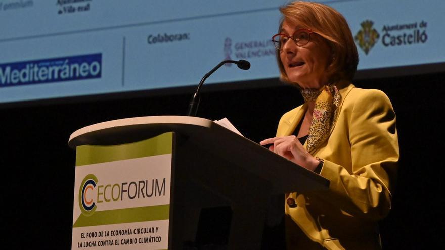 La rectora resalta el compromiso de la UJI en acelerar la transición hacia una economía circular