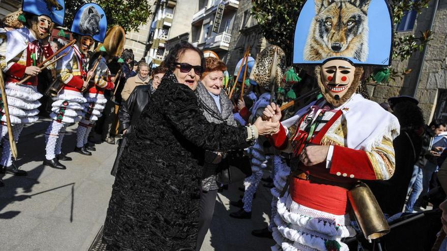 Cigarróns, en la localidad ourensana de Verín, durante el llamado “Domingo corredoiro”.  | // BRAIS LORENZO