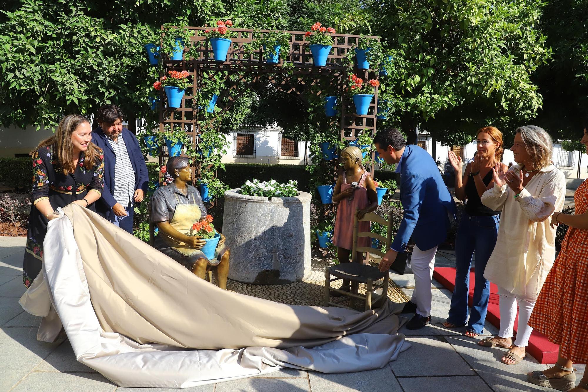 Inauguración del nuevo conjunto escultórico de homenaje a los Patios de Córdoba, obra de Juan Manuel Belmonte