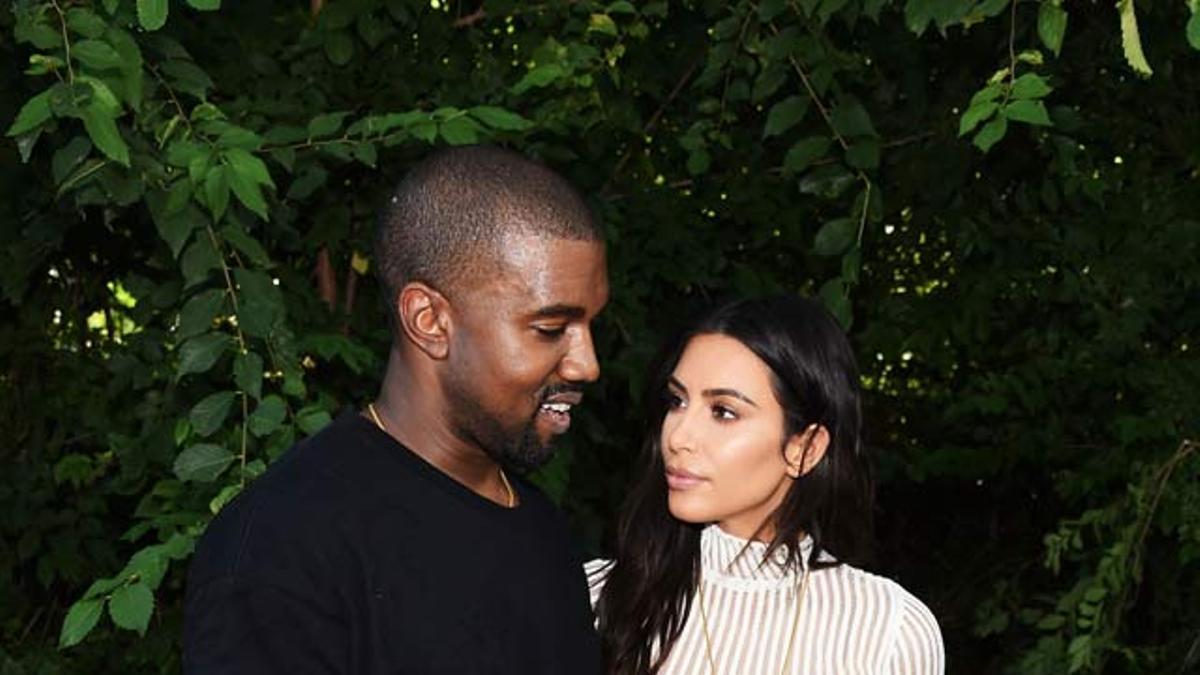 Kim Kardashian y Kanye West en el desfile de Yeezy.