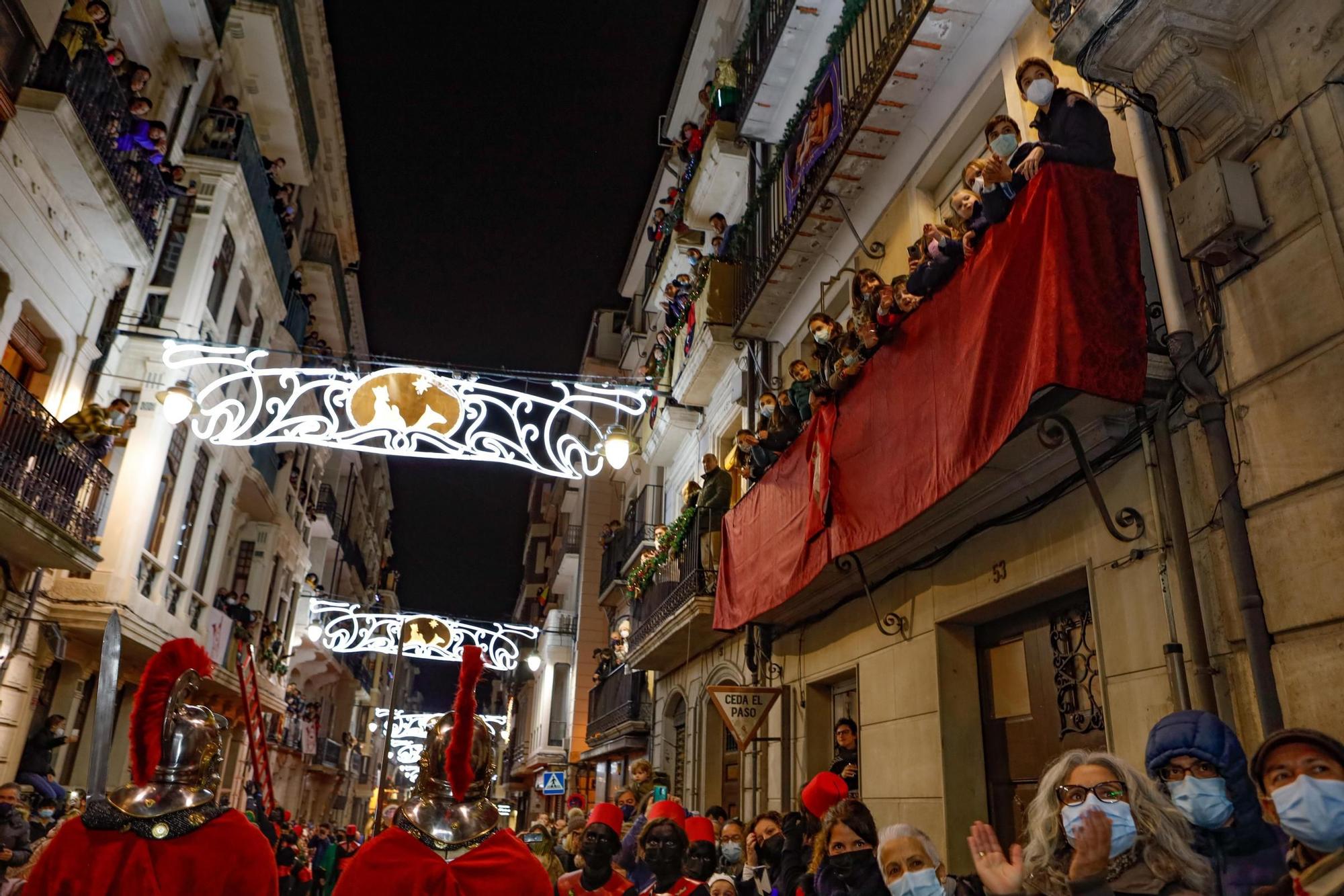 Sin abrazos  a los Reyes magos de Alcoy