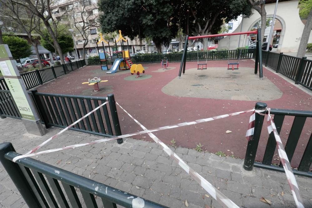 Coronavirus en Mallorca: Los niños disfrutan de sus primeras horas de libertad en las calles de Mallorca