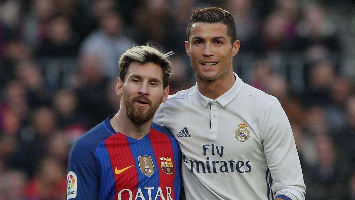 Leo Messi y Cristiano Ronaldo, durante un Clásico