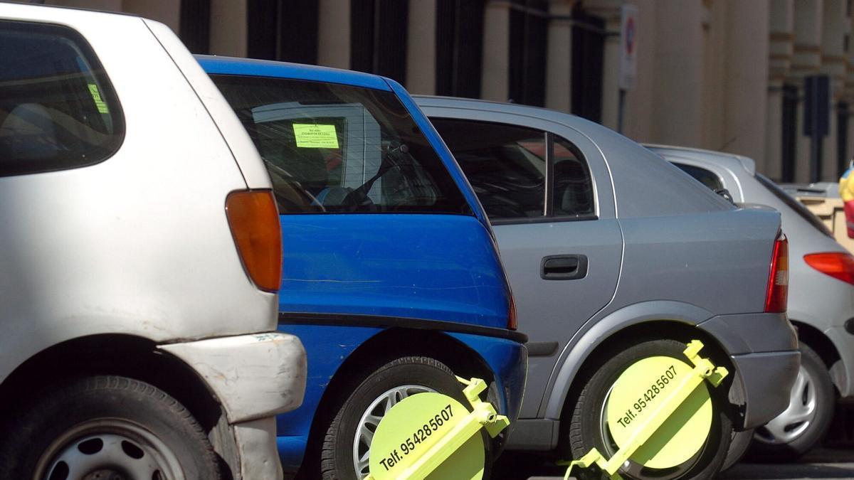 cepos para inmovilizar los coches aparcados