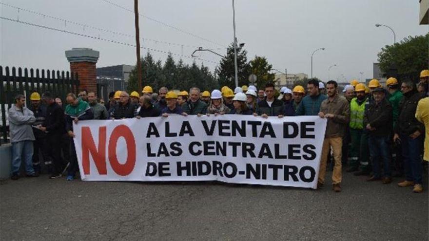 Ferroatlántica plantea recortar los sueldos de sus empleados