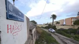 El lamentable estado de la calle Jerónimo Saavedra: los vecinos de Lomo Blanco exigen el asfaltado de la vía