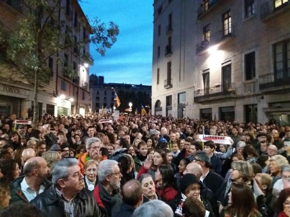 Concentració a la Plaça del Vi